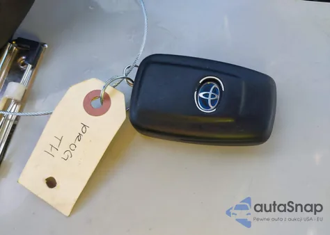 2022 Toyota Rav4 Hybrid Xle from USA, damaged, VIN 4T3RWRFV4NU051369